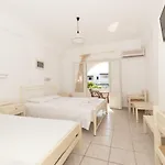 Ξενοδοχείο με διαμερίσματα Christiana 3*