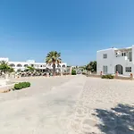 Ξενοδοχείο με διαμερίσματα Christiana Αμπελάς