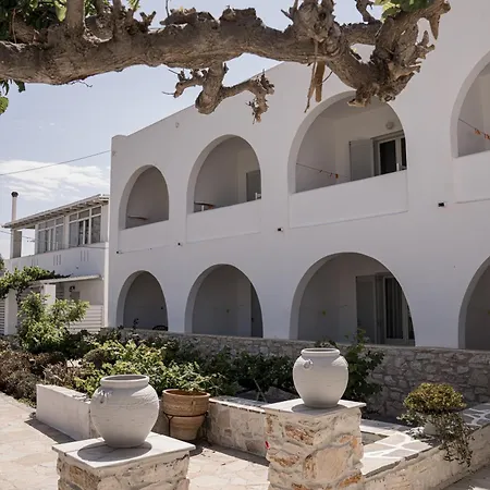 Aparthotel Christiana Ambelas