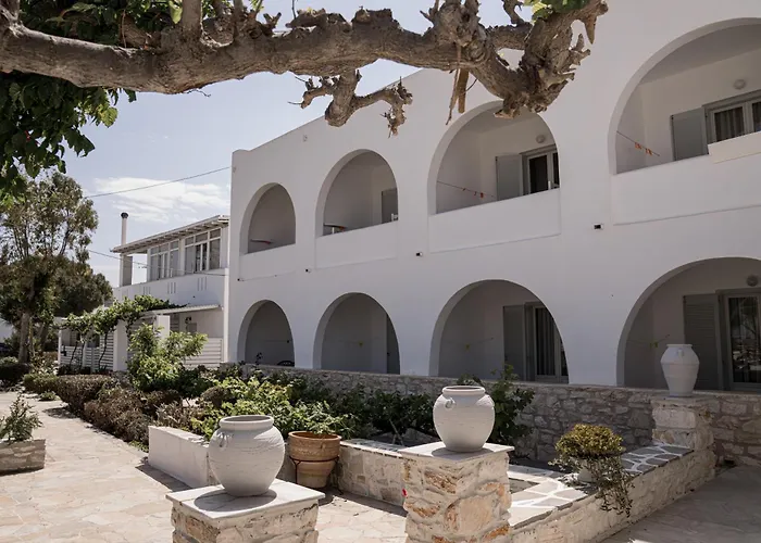 Lejlighedshotel Christiana Ampelas