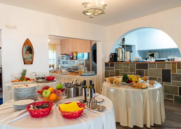 Апарт-отель Christiana Амбелас